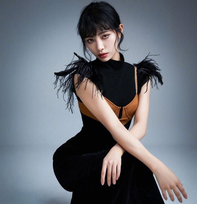 喻言许佳琪时尚大片出炉,风格帅气气质百变,果断被圈粉了