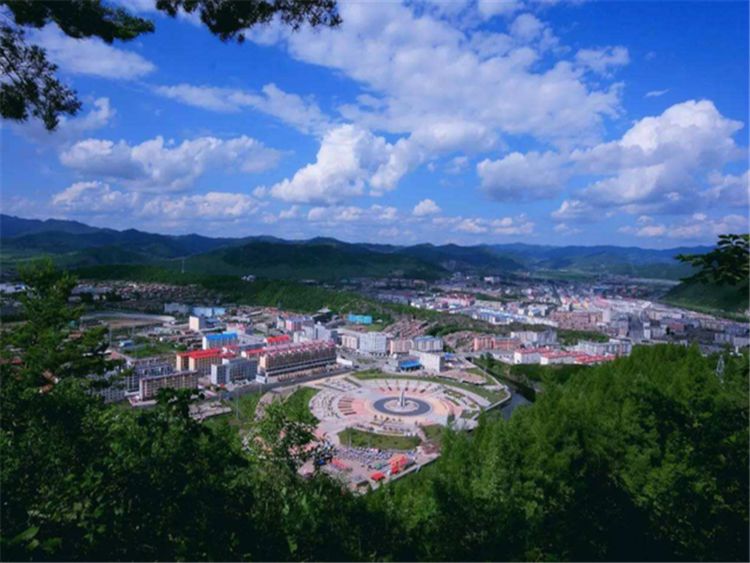 延边一县城将崛起,被时速250km/h的高铁"砸中",未来可期!