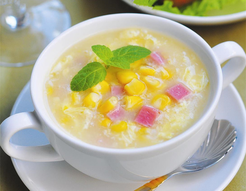 西餐厅几十块钱一碗的玉米浓汤,在家四步就做好,孩子爱喝
