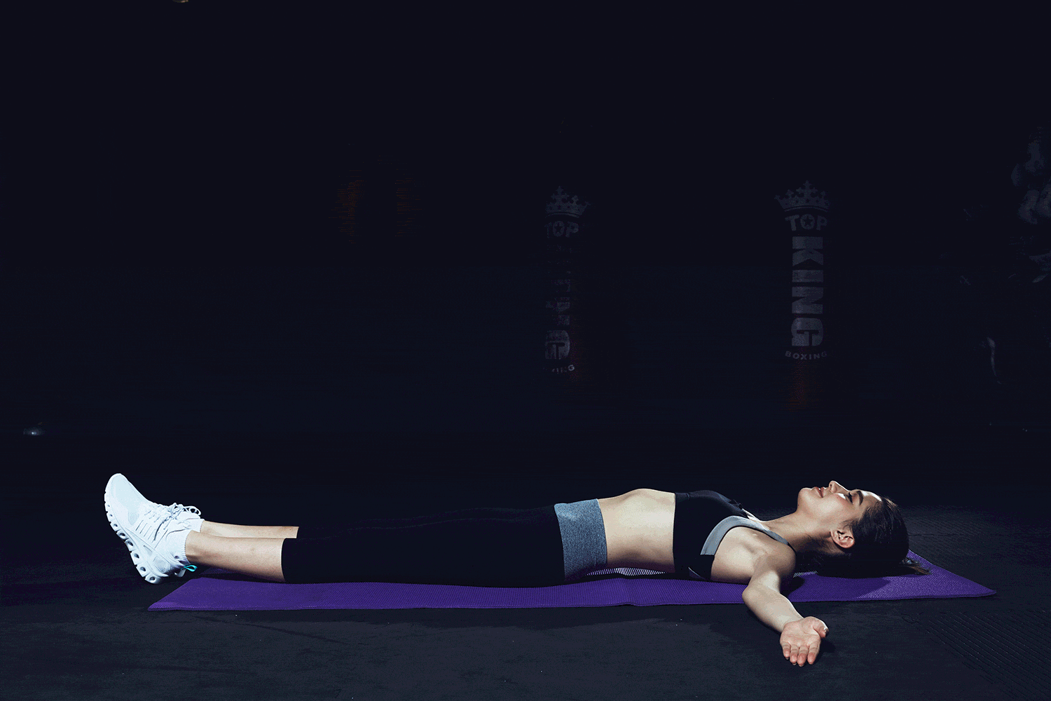 盘点卷腹运动的3种进行方式坚持进行腹部会发生什么变化