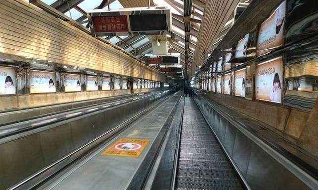 重庆市皇冠大扶梯停用:已经运营了24年,享誉游客群体的网红景点