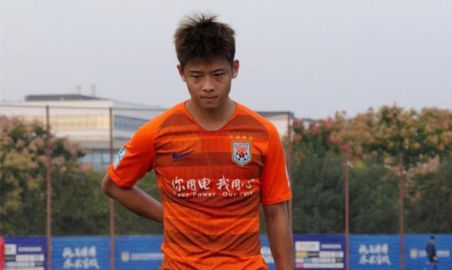 山东鲁能3名年轻进攻手,郭田雨未来可期,田鑫切勿走成源老路
