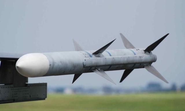 aim120导弹的厉害在什么地方 ?不是主动雷达制导,独占市场才关键