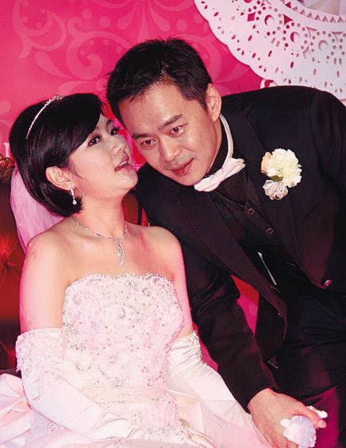 张承中娶了毁容的selina暖男背后却说看她真的想吐