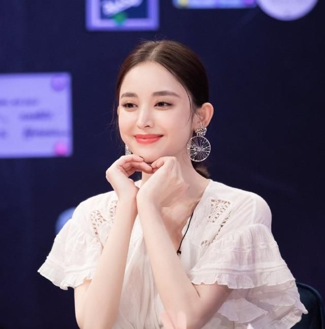 张翰郑爽娜扎齐聚恋爱观察秀,展不同感情观,终于知道了分手原因