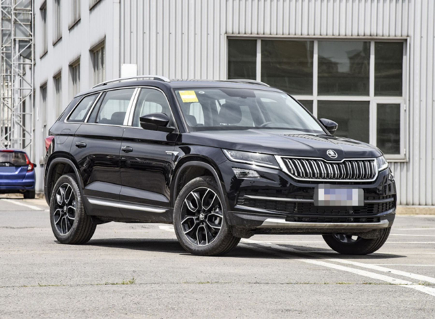 适合50岁退休人士开的3款车,省心省油质量好,实用又不丢面子-新浪汽车