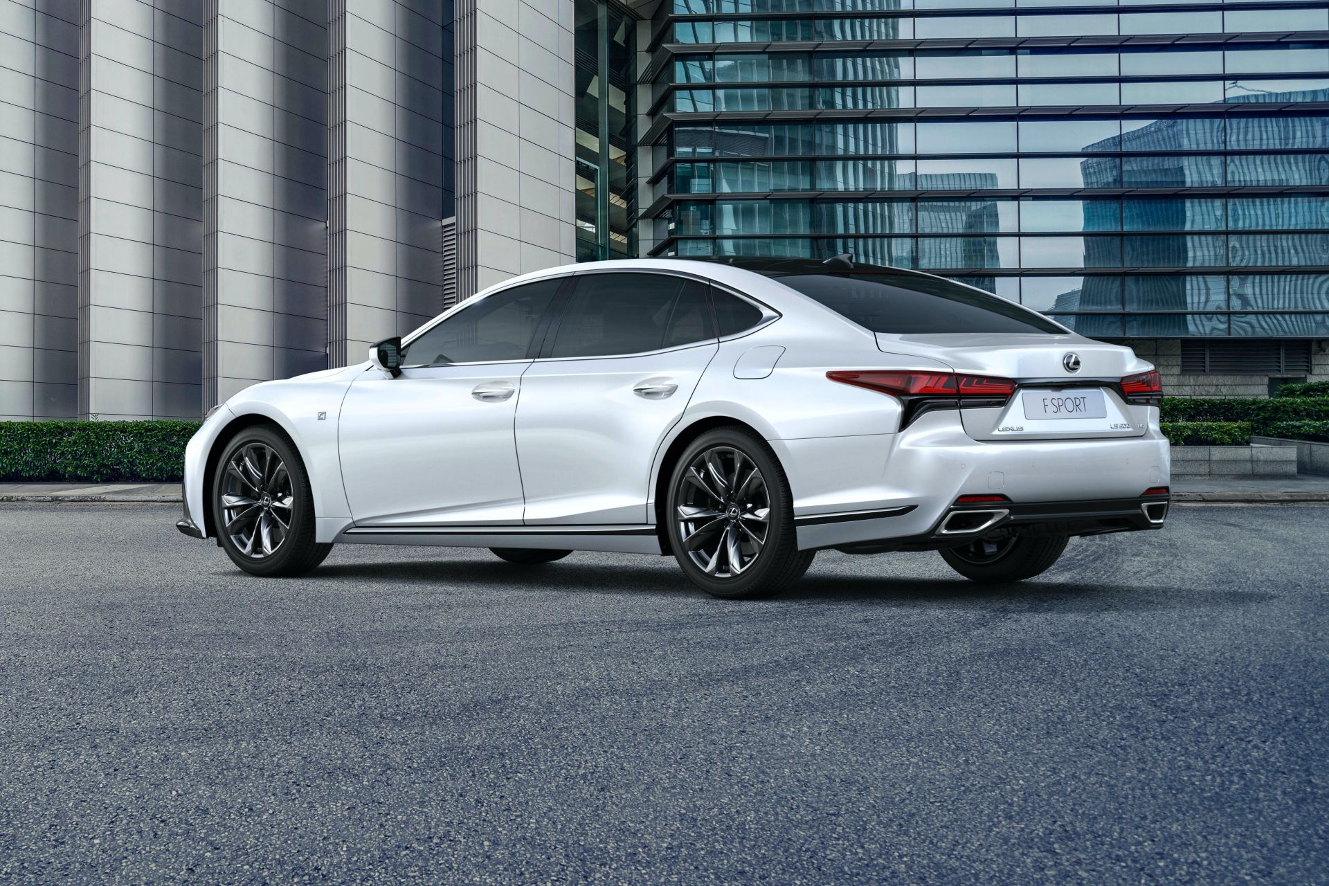 豪华感不输新款奔驰s级2021款雷克萨斯ls改款欧洲首发