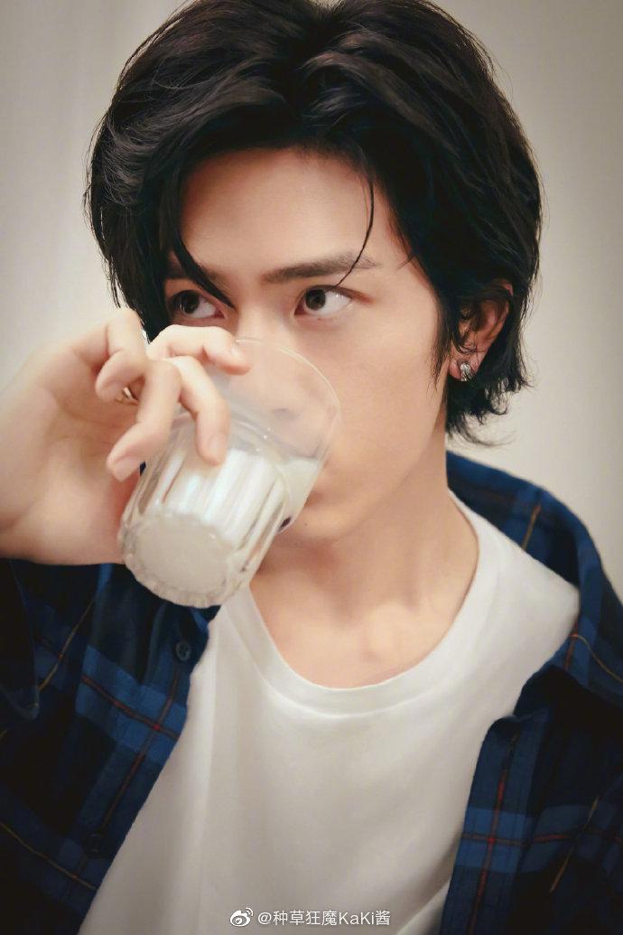 井柏然你の日系男友