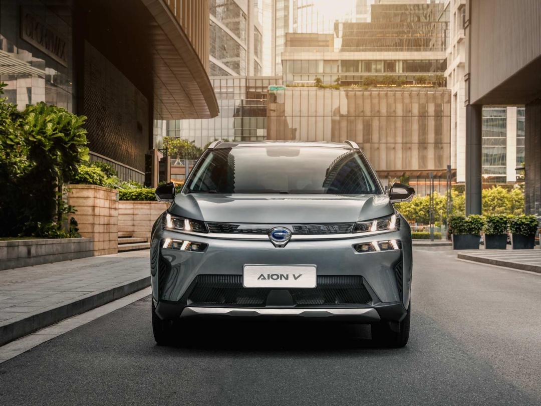 自媒体 正文9月14日,广汽新能源推出了搭载氢燃料电池的aion lx(配置