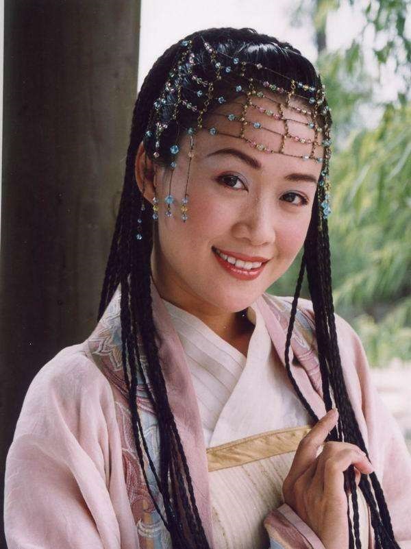 梁小冰六大古装,青青我见犹怜,祝英台百看不厌,姚子惊为天人