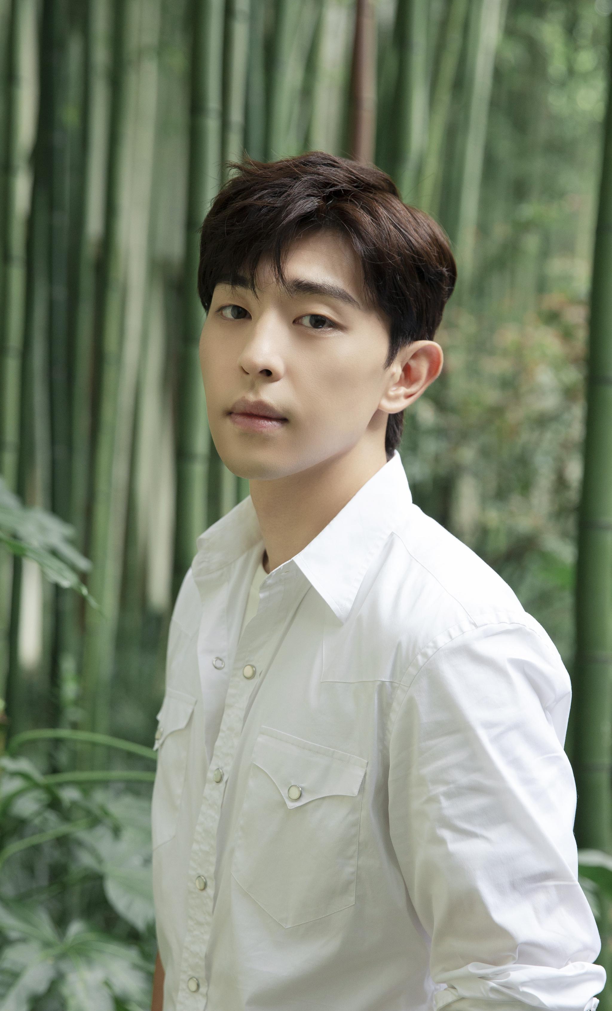 「娱乐快报」杨幂发量,黄景瑜新剧,邓伦合约,《姐姐》淘汰