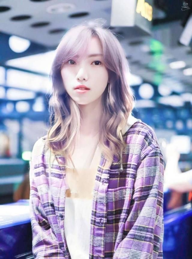 r1se成员若换女装焉栩嘉日系刘也高冷女王任豪电影大女主