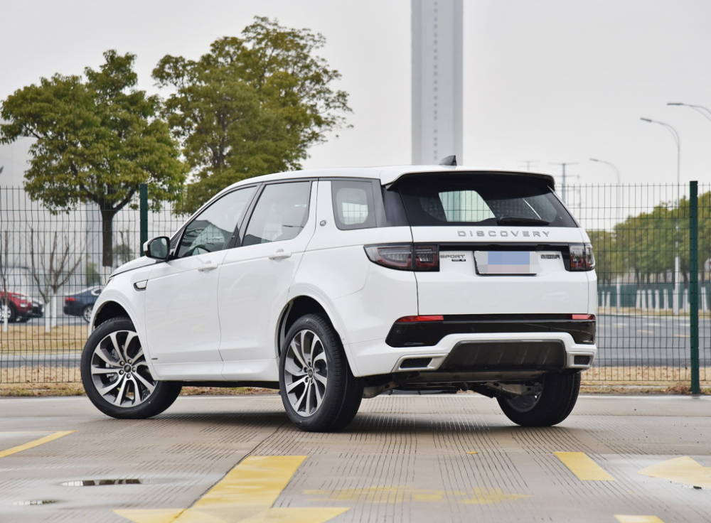 路虎发现运动版跌至30万,英式豪车可家用可越野,开出去有面子