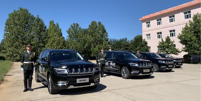 英姿飒爽护国刀,北汽bj90开启护航巡礼之行