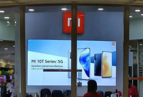 小米10t系列开启线下预热巨幅广告亮相泰国