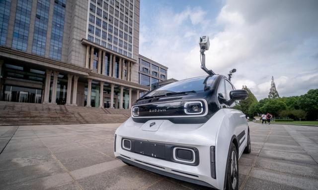 弯道超车从改制到交付只用了7天这车已成功助力复旦智慧迎新