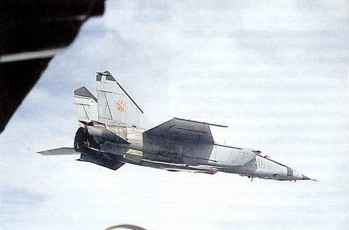 黑鸟杀手,美国最惧怕的三款俄罗斯武器之一,来无影去无踪|黑鸟|截击机