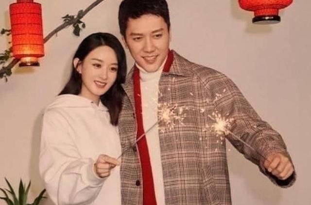 赵丽颖和导演郑晓龙等人吃饭被偷拍虽然吃相不好但是吃得开心