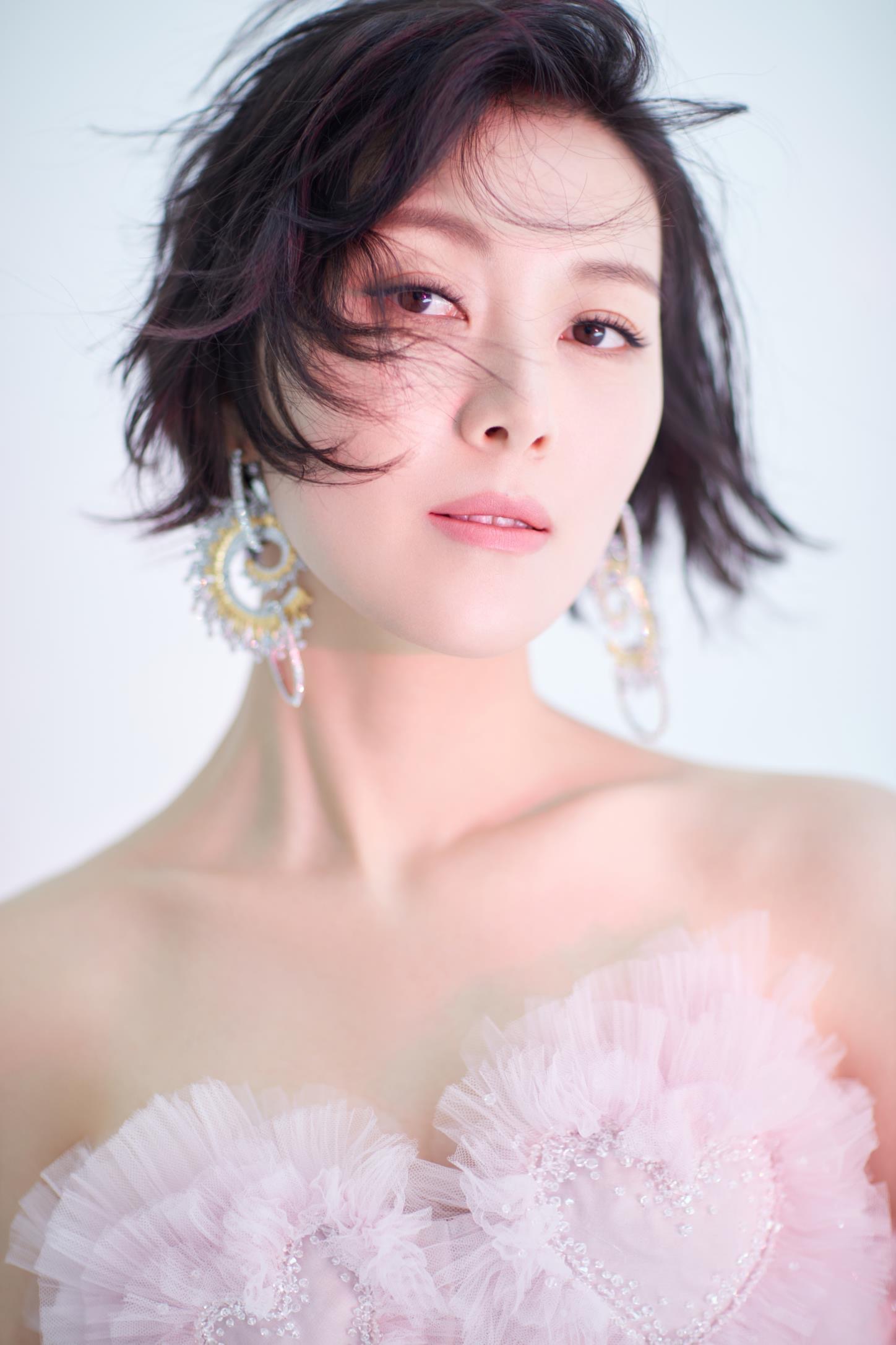 常思思发布新作《丁香赞歌》 歌颂哈尔滨城市之花