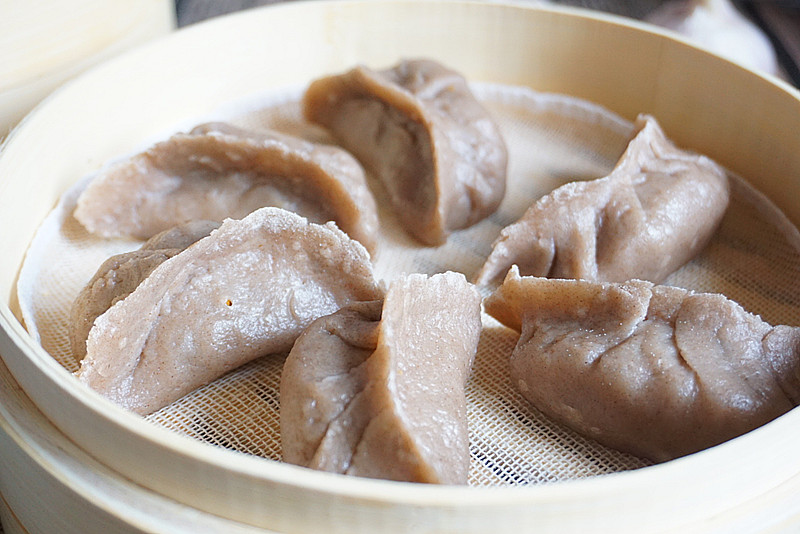 头伏饺子别只会做三鲜馅了教你减肥也能吃的低脂荞麦驴肉蒸饺