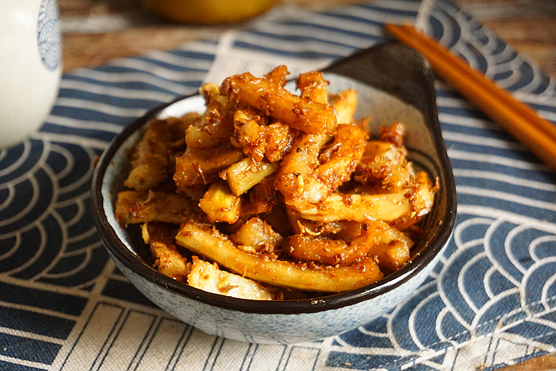 开胃小咸菜五香萝卜干香脆开胃5块钱做一罐实惠简单又卫生