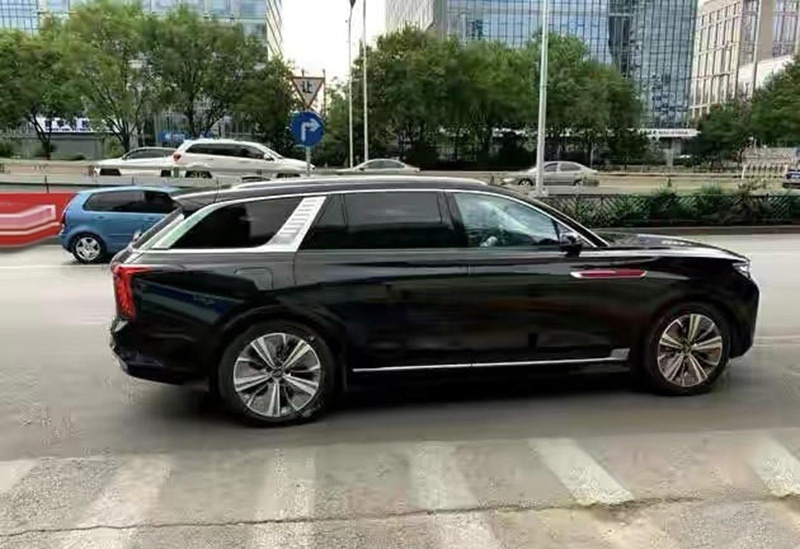 黑色红旗e-hs9实车,这气场太强大了!真心比揽胜霸气-新浪汽车