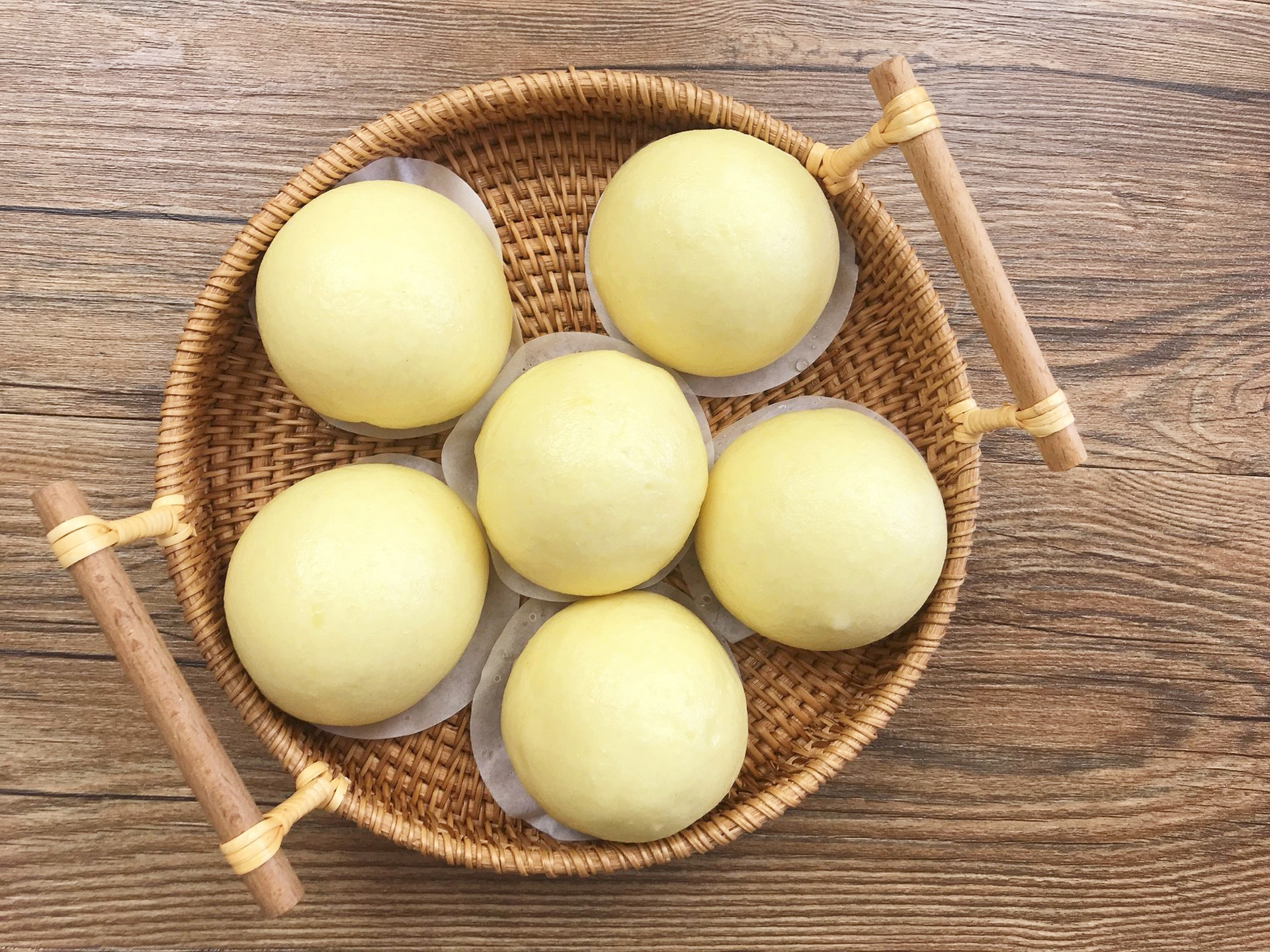 玉米面馒头太普通,试试做成玉米面豆沙包,又香又软,口感超好