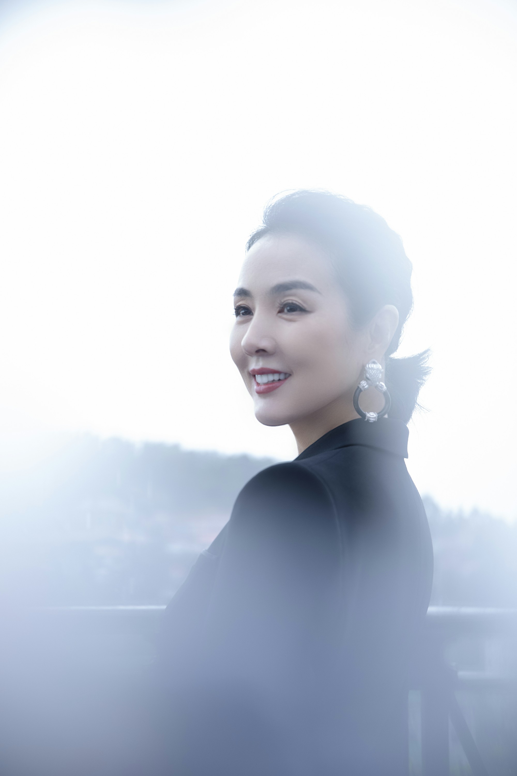 姜宏波电影节真人秀双响炮齐发心系公益感念电影初心