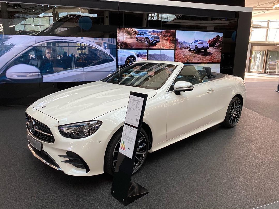 新款奔驰e级敞篷版实车 拉风的运动感