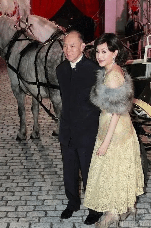 霍英东最漂亮的儿媳妇,不是朱玲玲,而是霍震寰的"发妻"陈琪琪