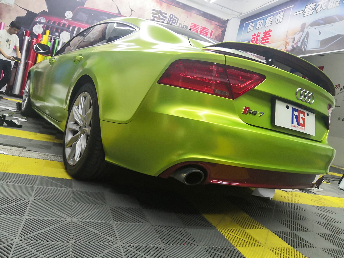 奥迪rs7车身改色电光荧光绿 rg瑞集改色膜福建泉州-新浪汽车