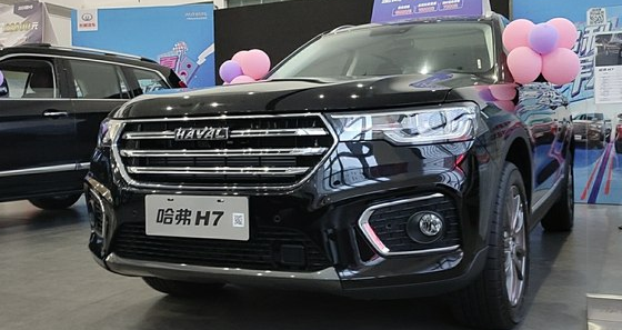 2021款哈弗h7到店,黑色涂装很大方,2.0t轰出385n.m,油耗7.7l