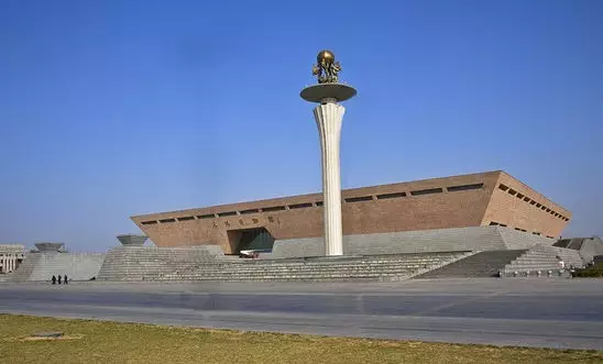 2020想去中国洛阳旅游景点:青年宫广场,博物馆,匾额博物馆