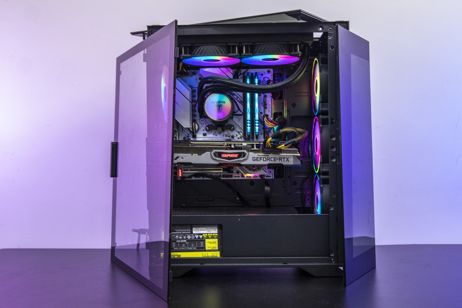 独此一家三面玻璃机箱,鑫谷直男3评测