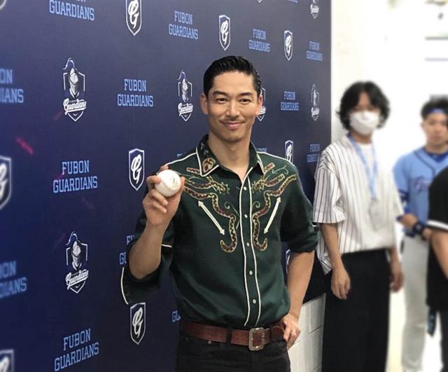 林志玲父亲称赞Akira是好女婿,把女儿的婚后生活照顾得很好休闲区蓝鸢梦想 - Www.slyday.coM 林志玲父亲称赞Akira是好女婿,把女儿的婚后生活照顾得很好休闲区蓝鸢梦想 - Www.slyday.coM