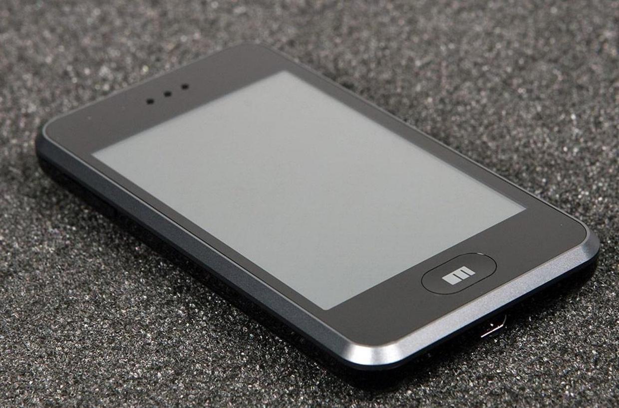 12年前的魅族m8还有4个人在用真的是神机了