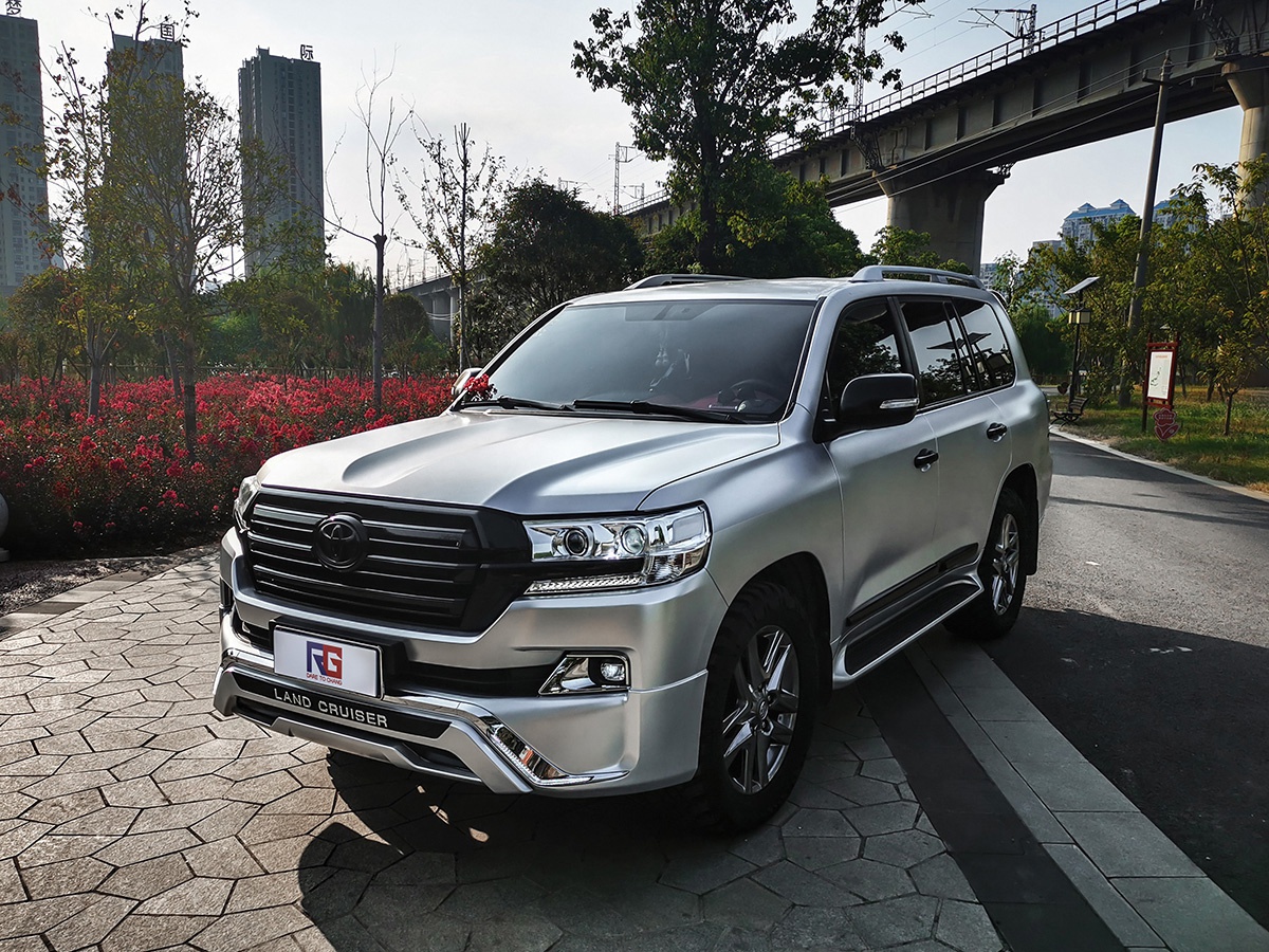 丰田陆地巡洋舰兰德酷路泽改色膜电光银rg瑞集改色膜湖北黄石