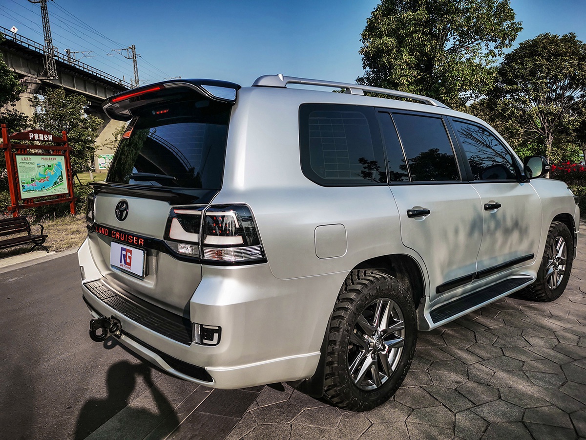 丰田陆地巡洋舰兰德酷路泽改色膜电光银rg瑞集改色膜湖北黄石