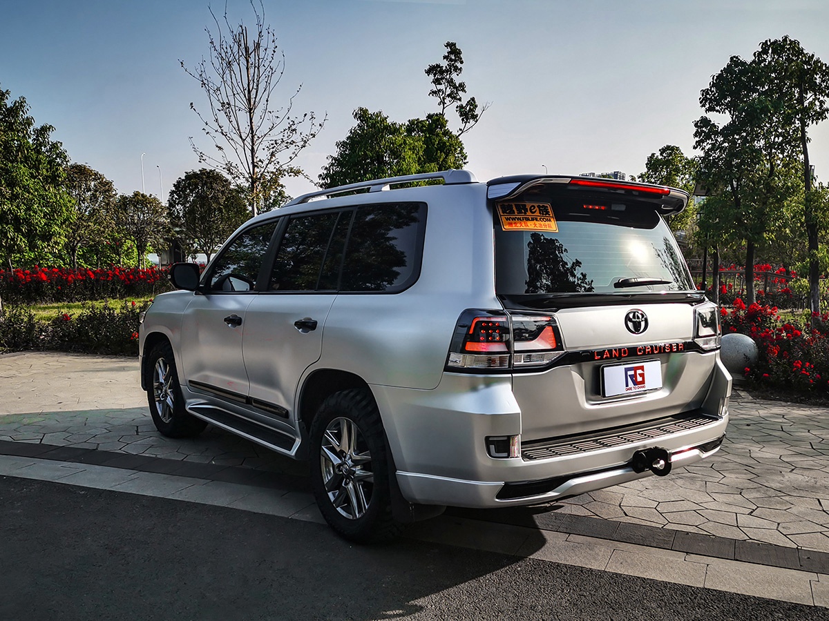 丰田陆地巡洋舰兰德酷路泽改色膜电光银rg瑞集改色膜湖北黄石