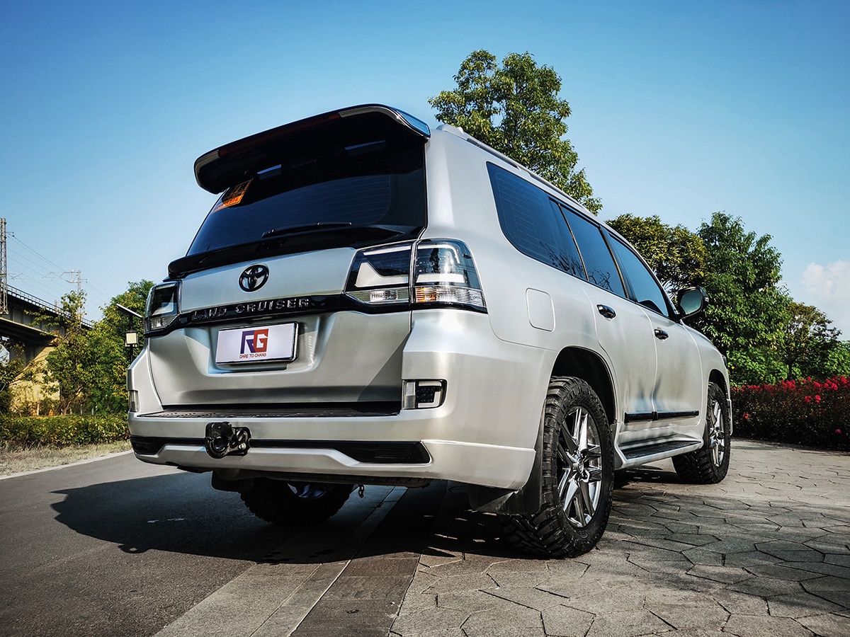 丰田陆地巡洋舰兰德酷路泽改色膜电光银rg瑞集改色膜湖北黄石