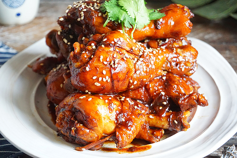 私家秘制酱烧鸡腿,健康不用1滴油,教你一招,色泽诱人喷香入味