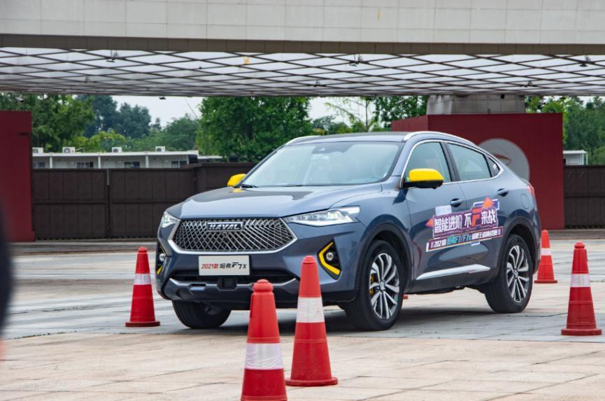 场地体验2021款哈弗f7/f7x,中控屏幕升级12.3英寸