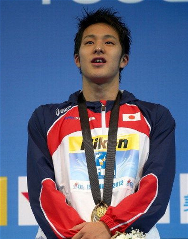 在日本媒体曝光此事后,中国女婿濑户大也相当尴尬,他没有做出正面回应