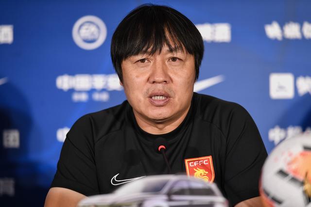 谢峰:最后两轮谁发挥稳定,谁就能进入前四