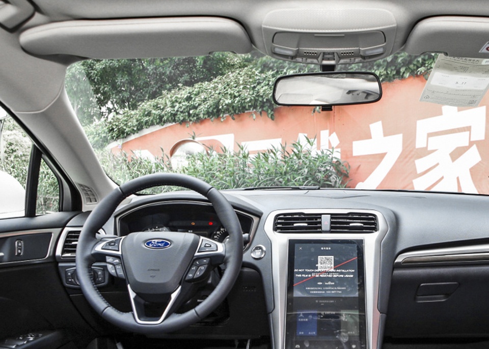 蒙迪欧新款标配12.8英寸大屏，19.28万起