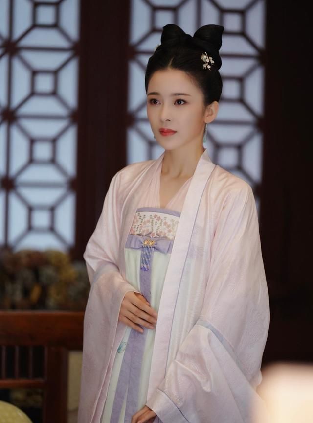 《长安诺》热度持续升温,女主赵樱子爆火,却遭黑粉造谣中伤