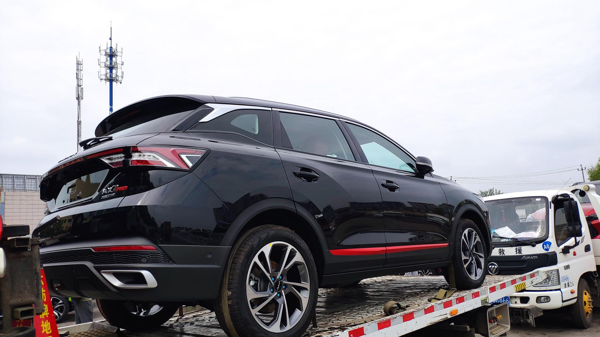 2020年北京车展探馆:新款东风风神ax7 pro实车