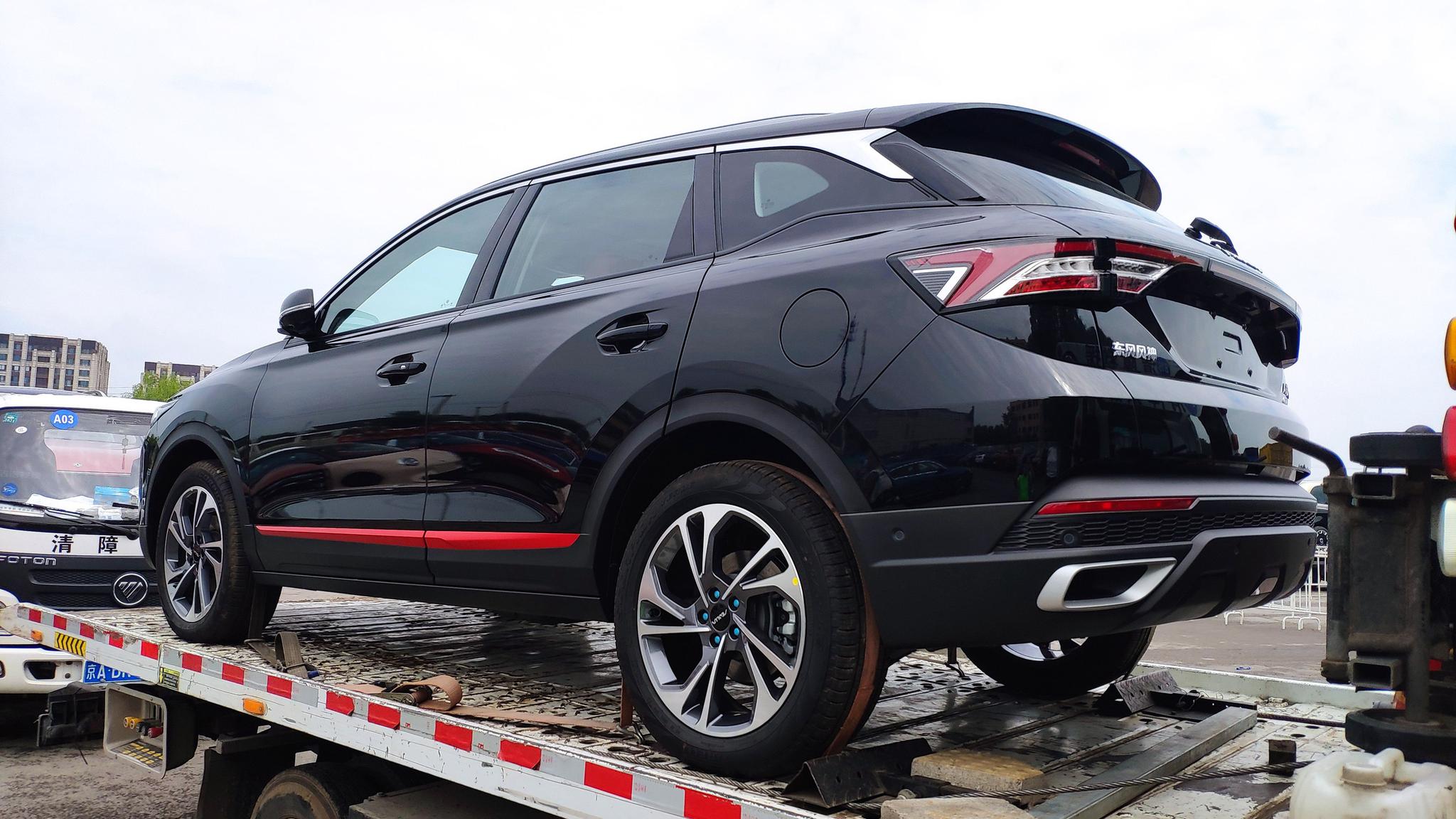 2020年北京车展探馆:新款东风风神ax7 pro实车