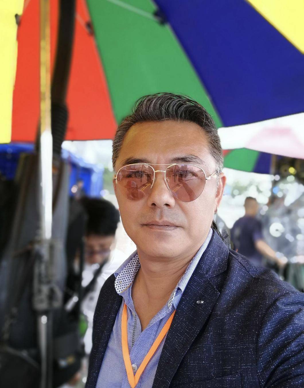 吴瑞庭曾被期待超越黎耀祥,再次被签约太太直言你没有什么可失去