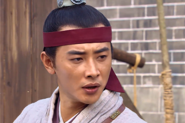 同为沙场悍将如果陆文龙单挑曹宁谁的胜算更高